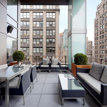 Hotel Royalton Park Avenue New York Exterior foto The terrace of a duplex penthouse