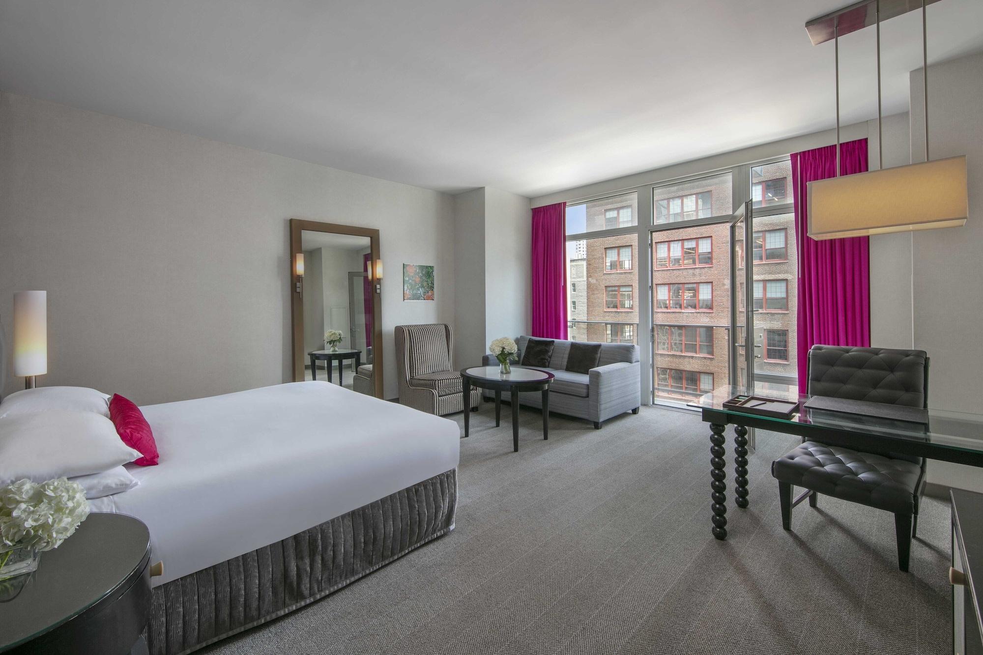 Hotel Royalton Park Avenue New York Exterior foto A room at the Hotel Indigo Lower East Side